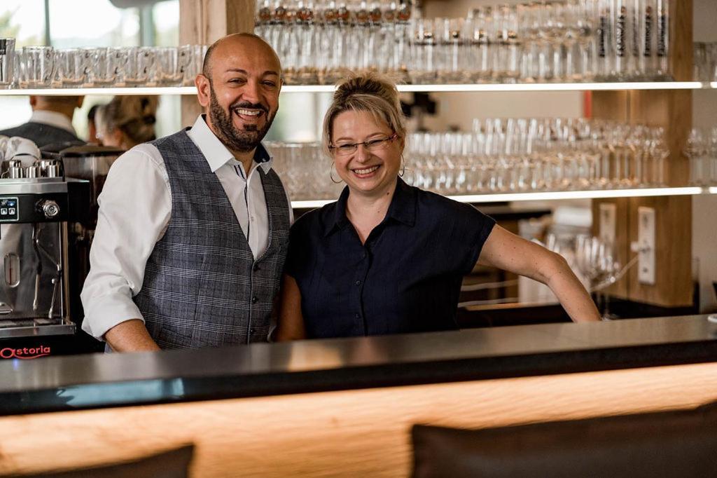 Rossano Boutique Hotel & Ristorante Sachsen bei Ansbach エクステリア 写真
