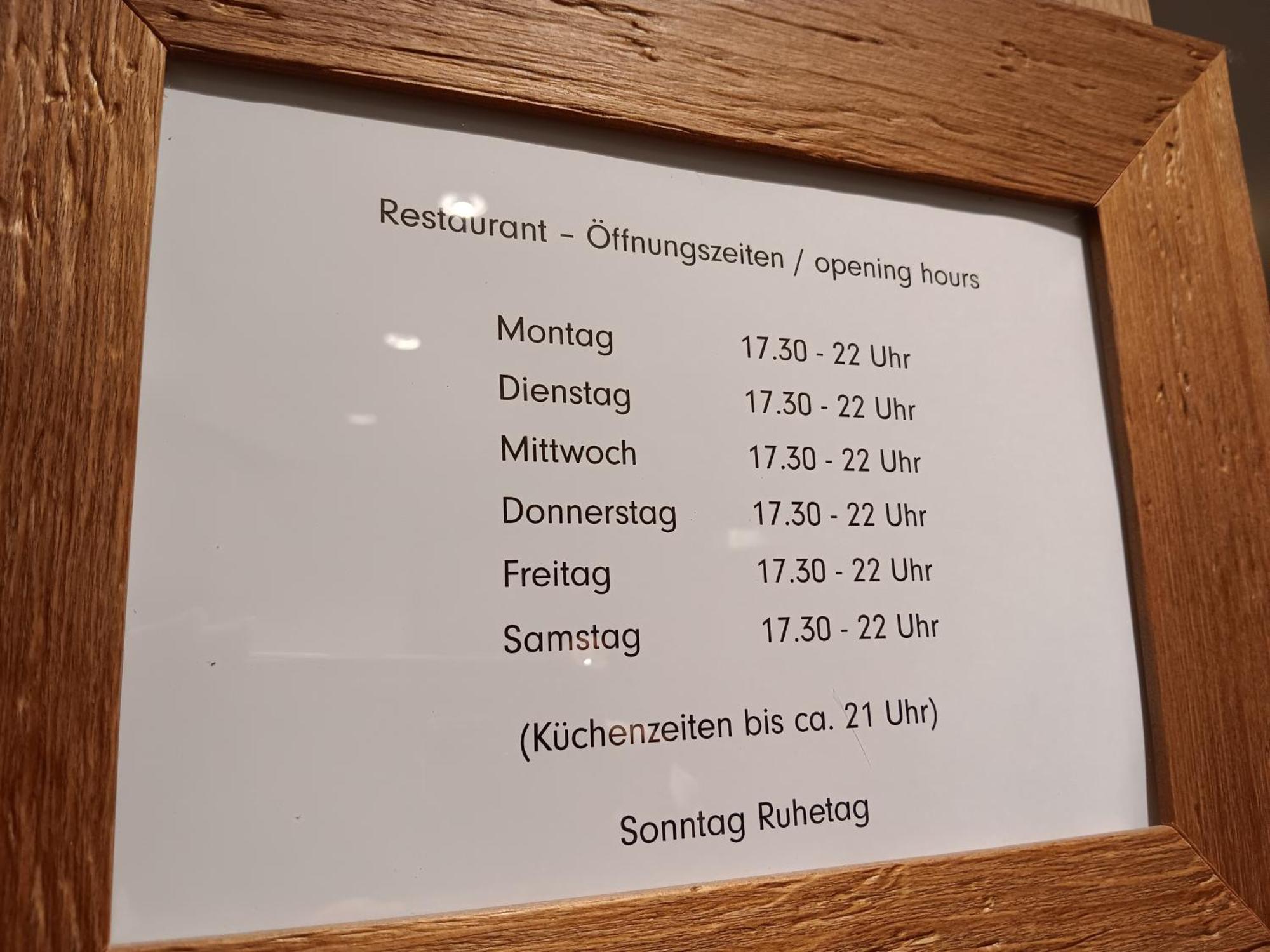 Rossano Boutique Hotel & Ristorante Sachsen bei Ansbach エクステリア 写真