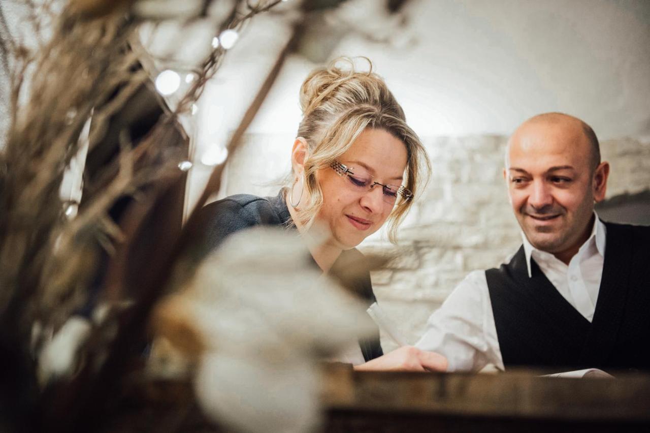 Rossano Boutique Hotel & Ristorante Sachsen bei Ansbach エクステリア 写真
