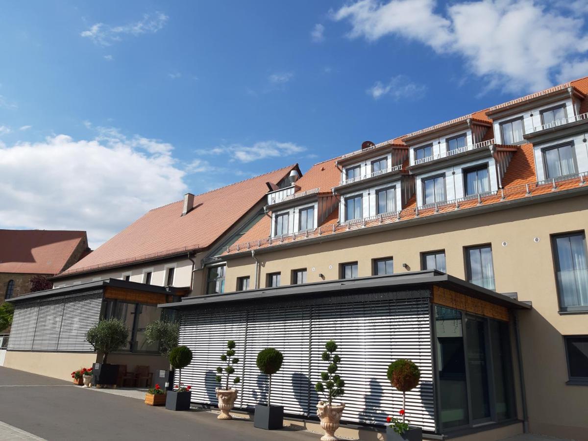 Rossano Boutique Hotel & Ristorante Sachsen bei Ansbach エクステリア 写真